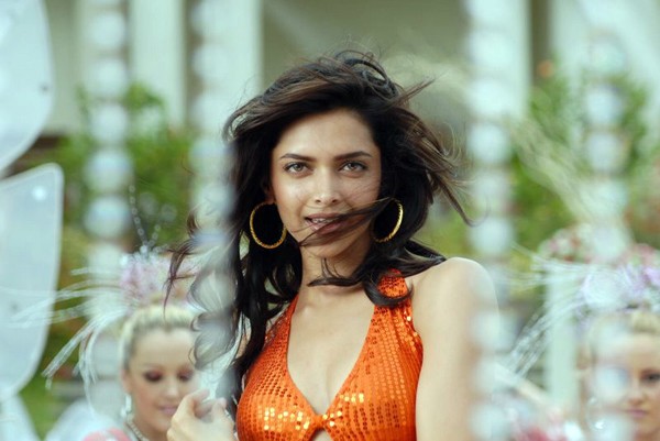 Deepika Padukone - 6 / 26 photos