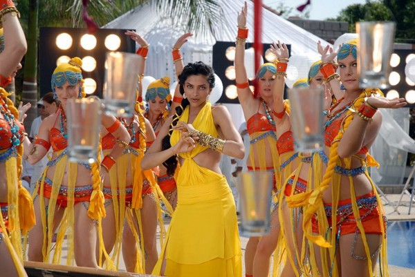 Deepika Padukone - 16 / 26 photos