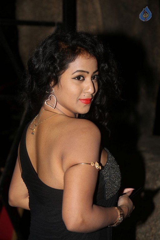 Deepu Naidu New Gallery - 36 / 42 photos