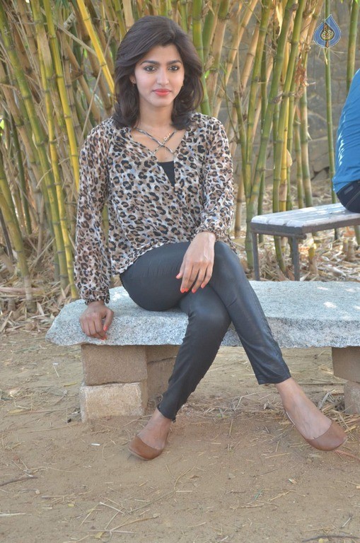 Dhansika Latest Photos - 7 / 21 photos