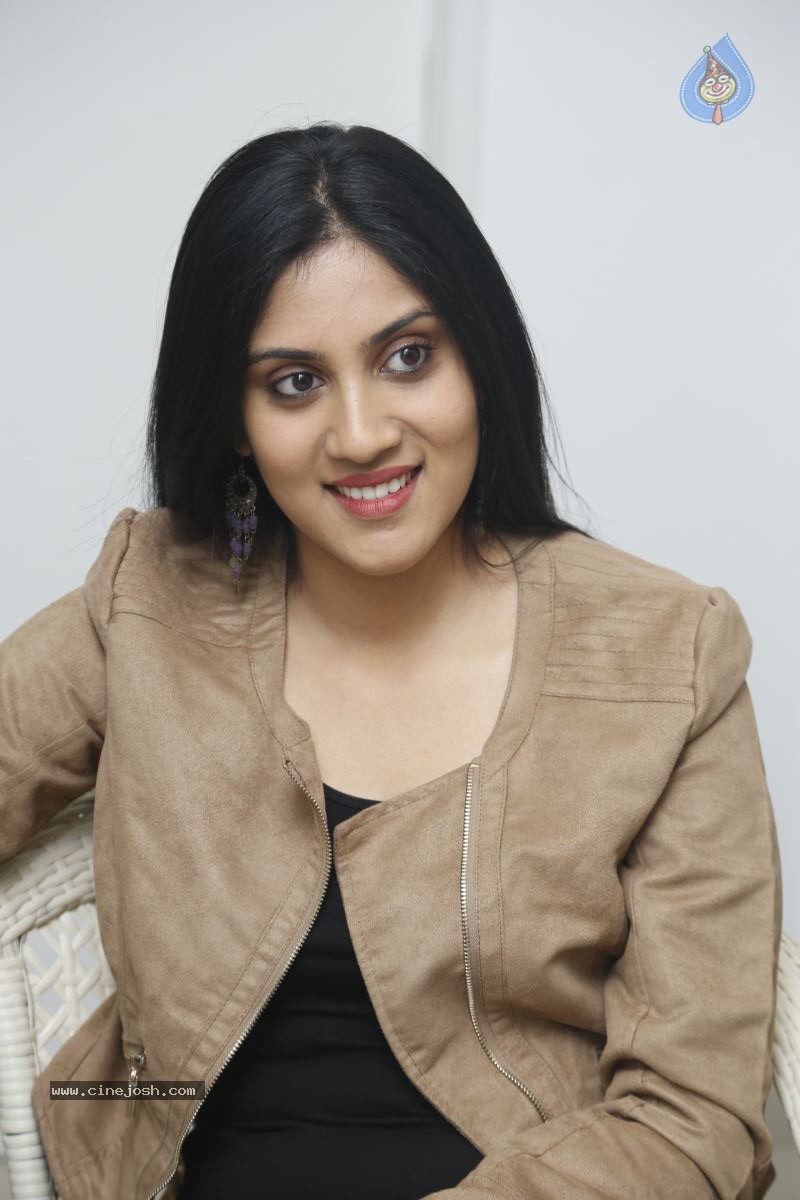 Dhanya Balakrishna New Stills - 20 / 89 photos