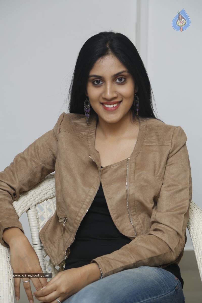 Dhanya Balakrishna New Stills - 25 / 89 photos