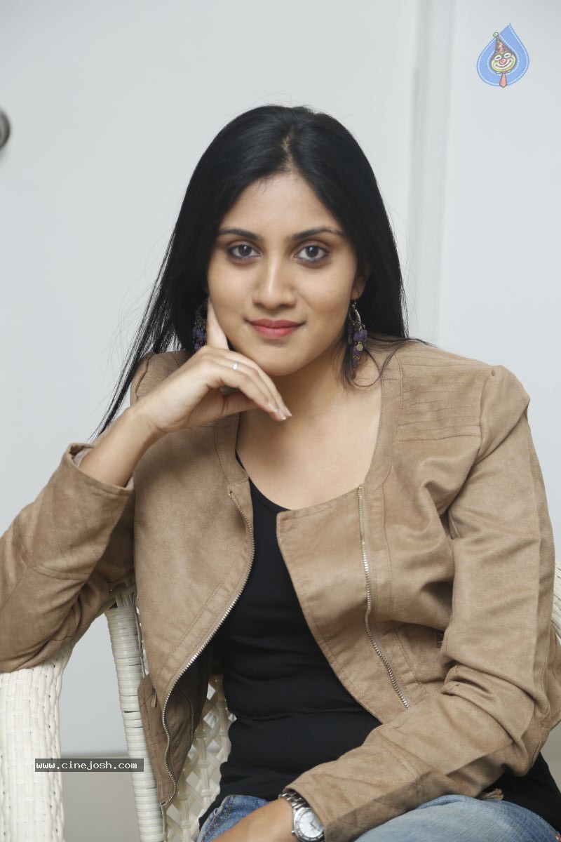 Dhanya Balakrishna New Stills - 62 / 89 photos