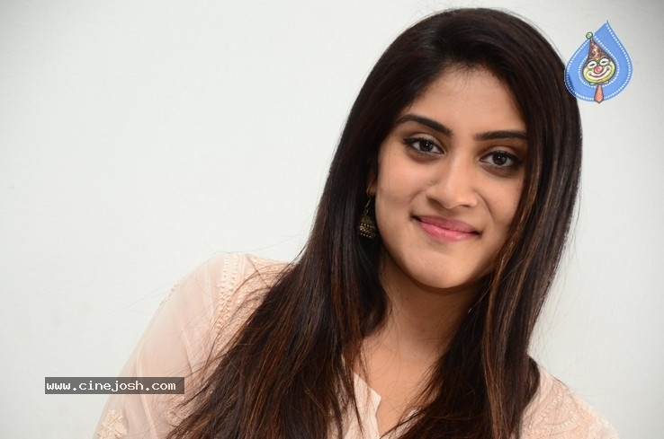 Dhanya Balakrishna Photos - 13 / 21 photos