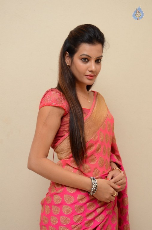 Diksha Panth New Images - 7 / 30 photos