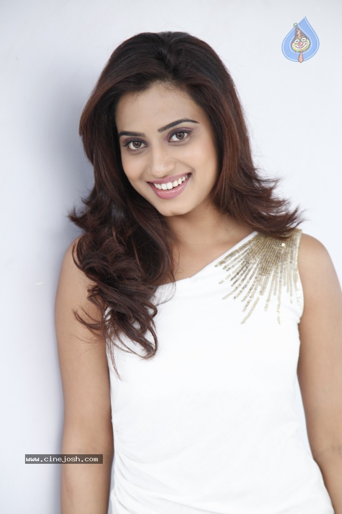 Dimple Chopade Hot Stills - 147 / 152 photos