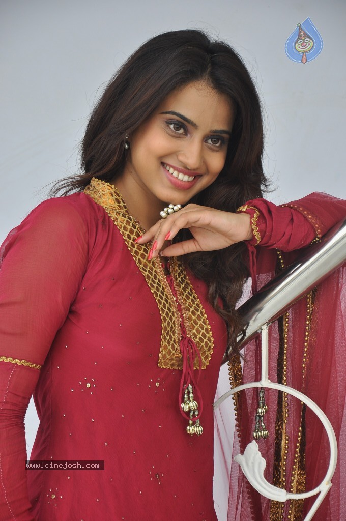 Dimple Chopade New Photos - 35 / 88 photos