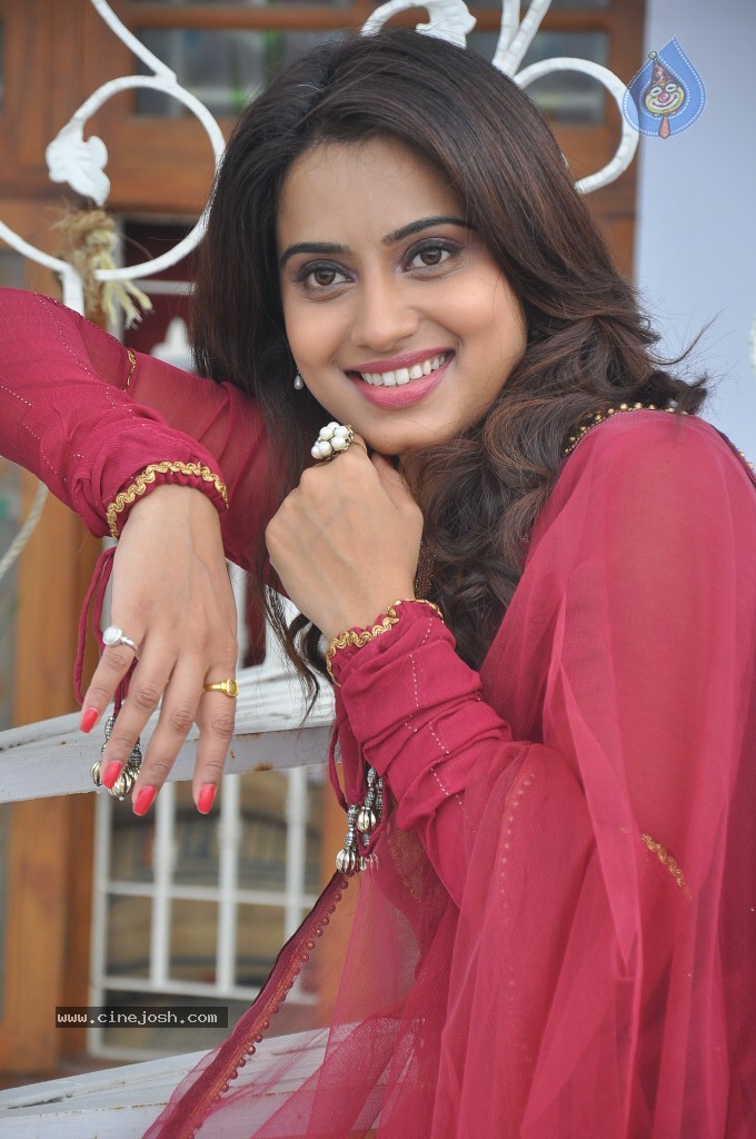 Dimple Chopade New Photos - 43 / 88 photos