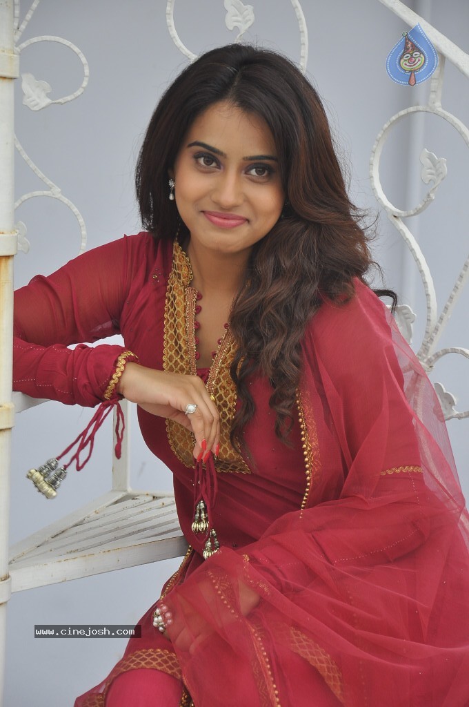 Dimple Chopade New Photos - 44 / 88 photos