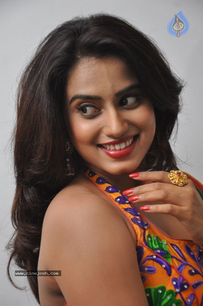 Dimple Latest Photos - 36 / 59 photos