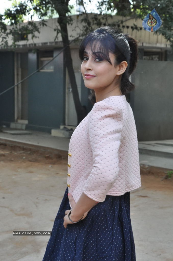 Disha Pandey Latest Gallery  - 26 / 96 photos