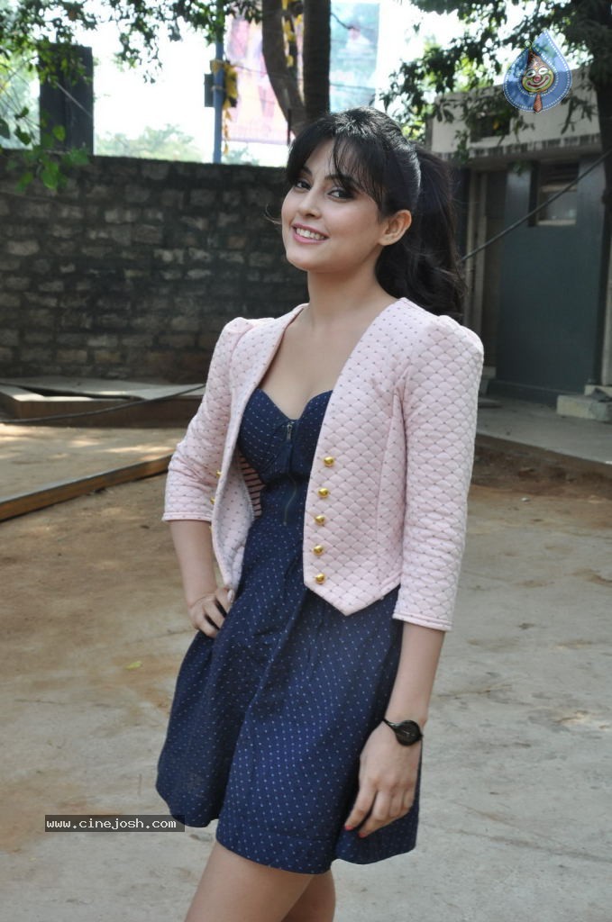 Disha Pandey Latest Gallery  - 50 / 96 photos