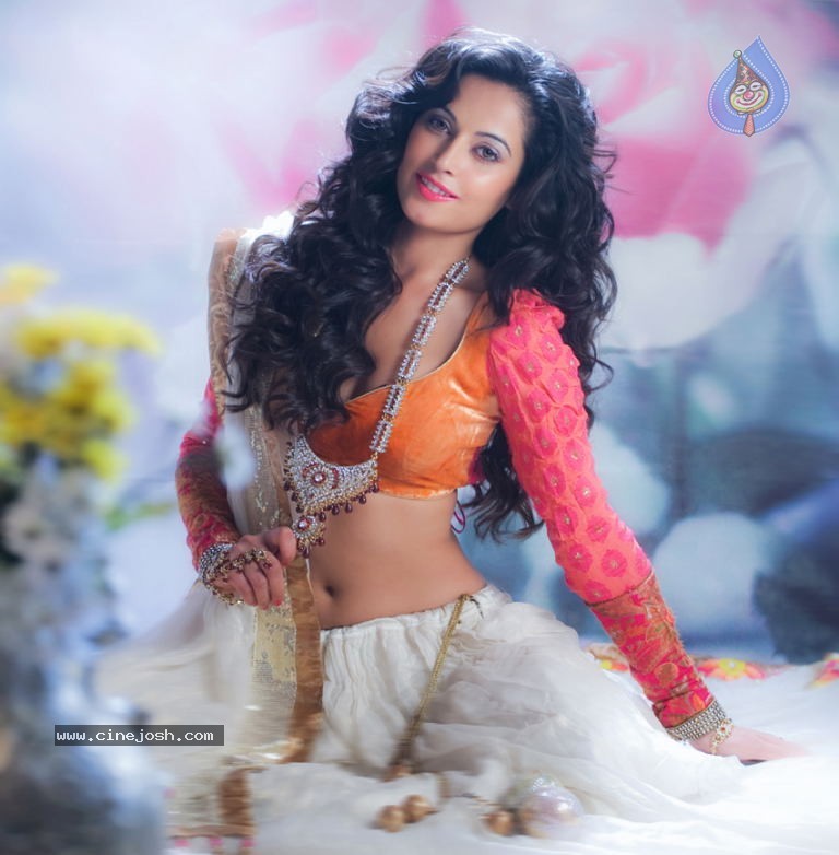Disha Pandey Portfolio - 5 / 28 photos