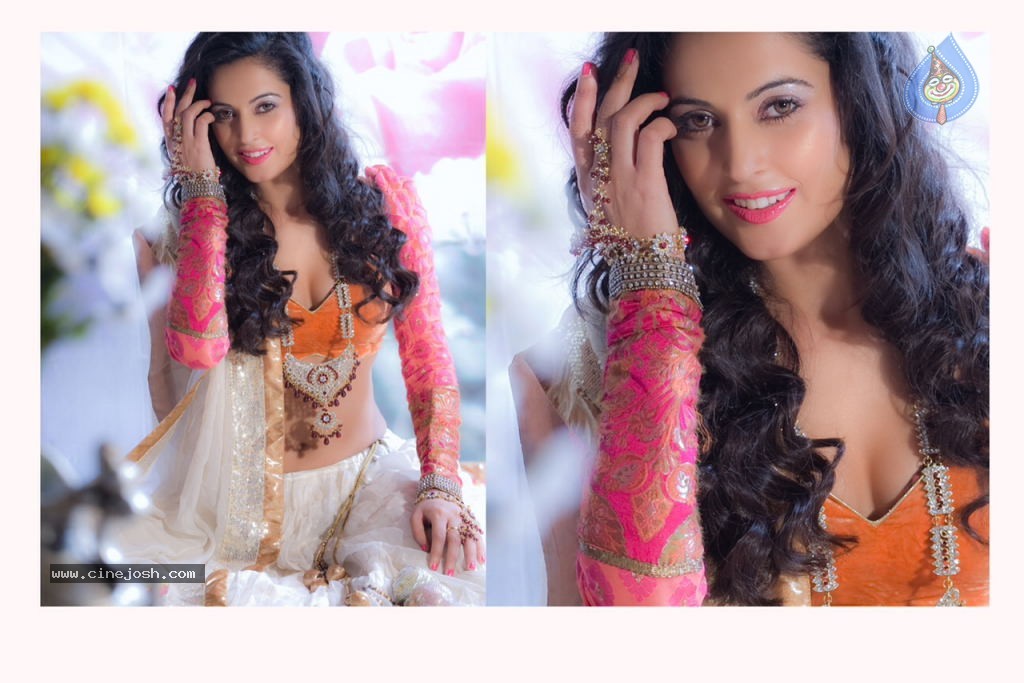 Disha Pandey Portfolio - 13 / 28 photos