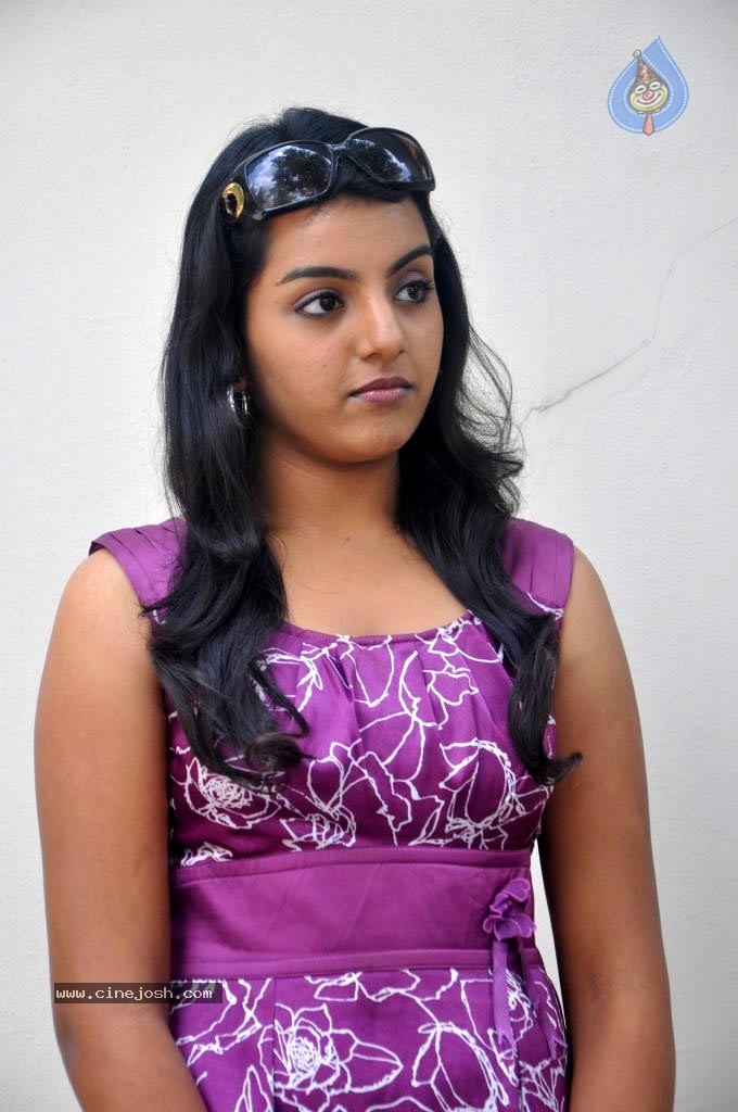 Divya Nagesh Latest Stills Photo Of