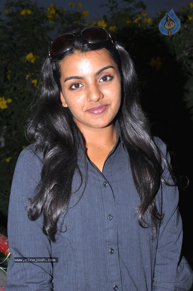 Divya Nagesh New Photos  - 9 / 27 photos
