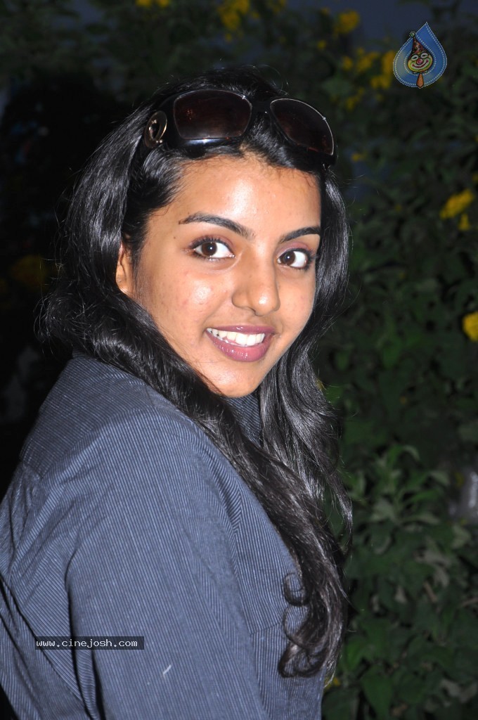 Divya Nagesh New Photos  - 19 / 27 photos