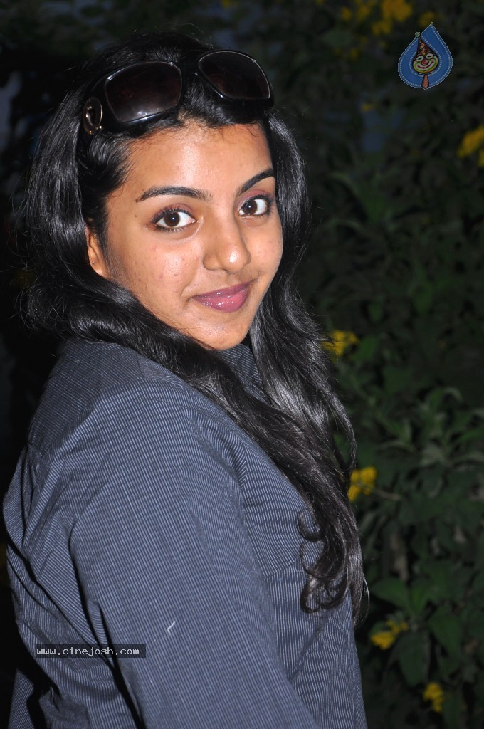 Divya Nagesh New Photos  - 27 / 27 photos