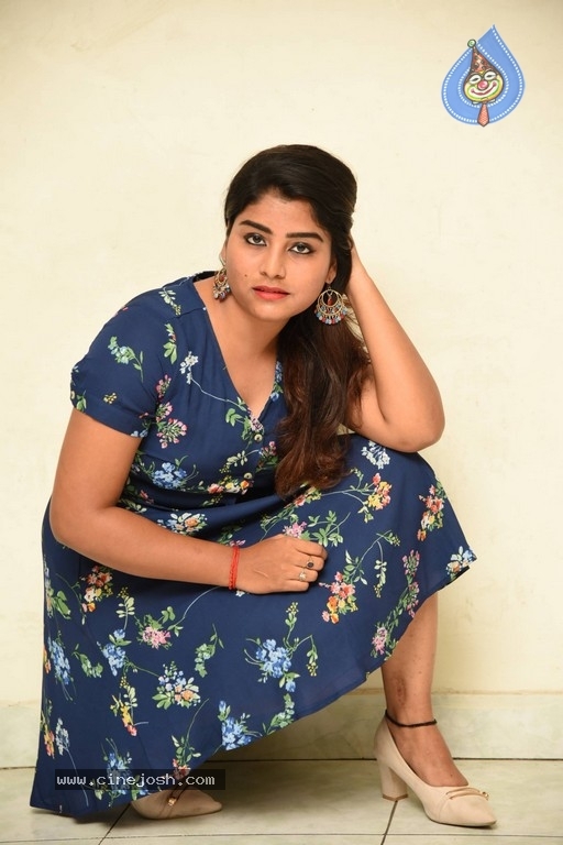 Divya New Gallery - 9 / 17 photos