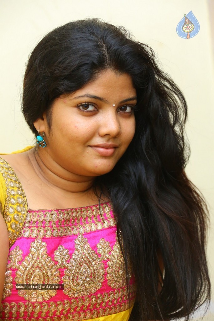 Divya New Gallery Photo 59 Of 75