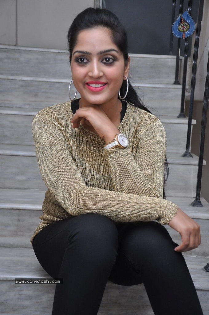 Divya New Gallery - 18 / 47 photos