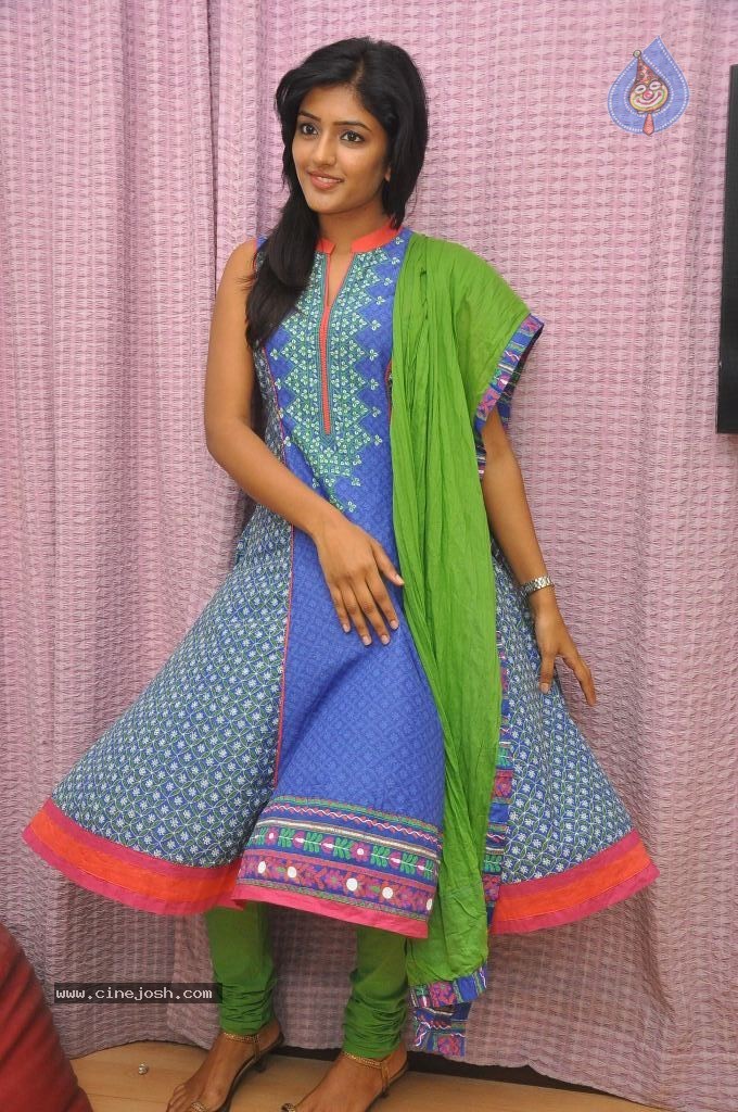 Eesha New Stills - 14 / 63 photos