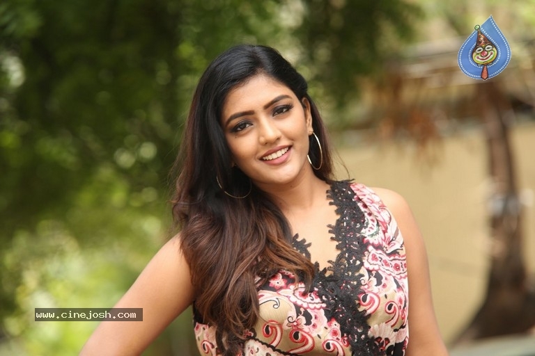 Eesha Rebba Latest Pics - 9 / 21 photos