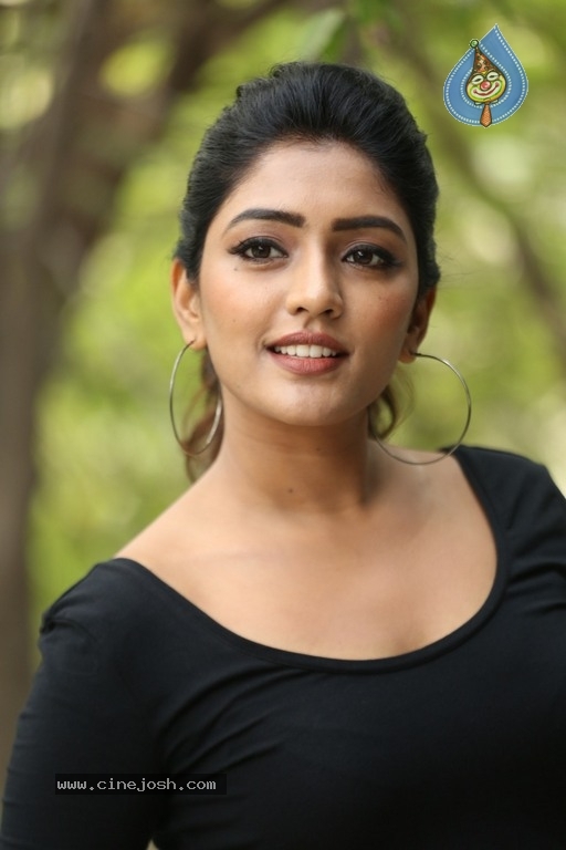 Eesha Rebba New Photos - 5 / 21 photos