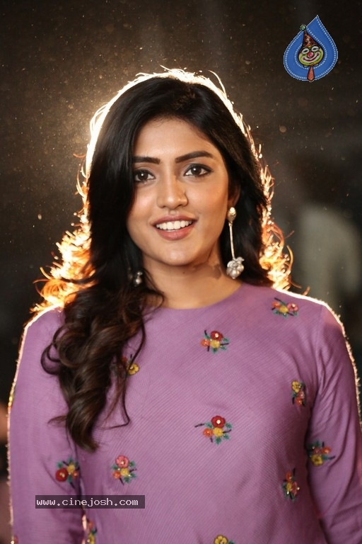 Eesha Rebba Photos - 11 / 33 photos