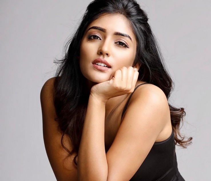 Eesha Rebba Photos - 8 / 12 photos