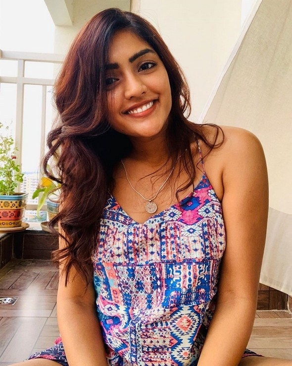 Eesha Rebba Photos - 10 / 12 photos