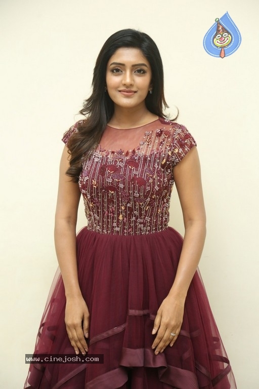 Eesha Rebba Photos - 10 / 36 photos