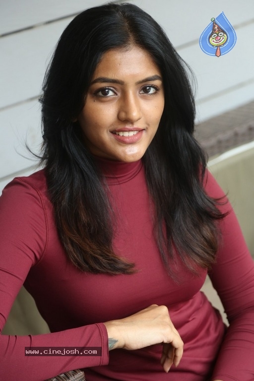 Eesha Rebba Photos - 6 / 20 photos