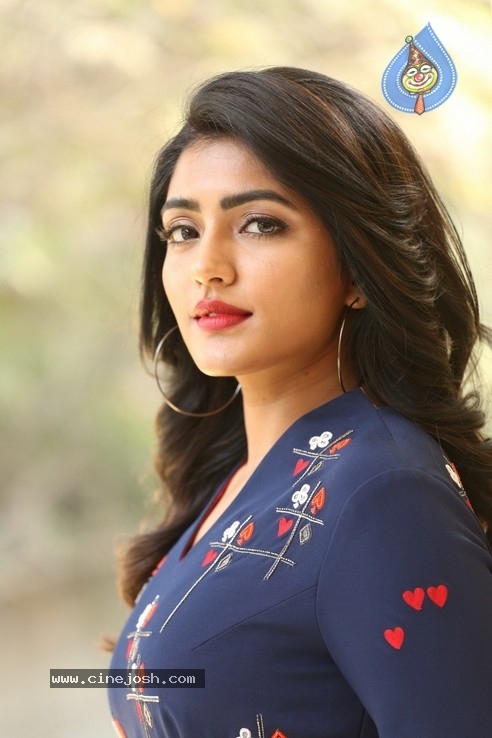 Eesha Rebba Stills - 10 / 36 photos