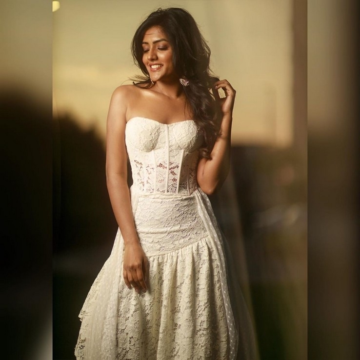 Eesha Rebba Stills - 1 / 13 photos