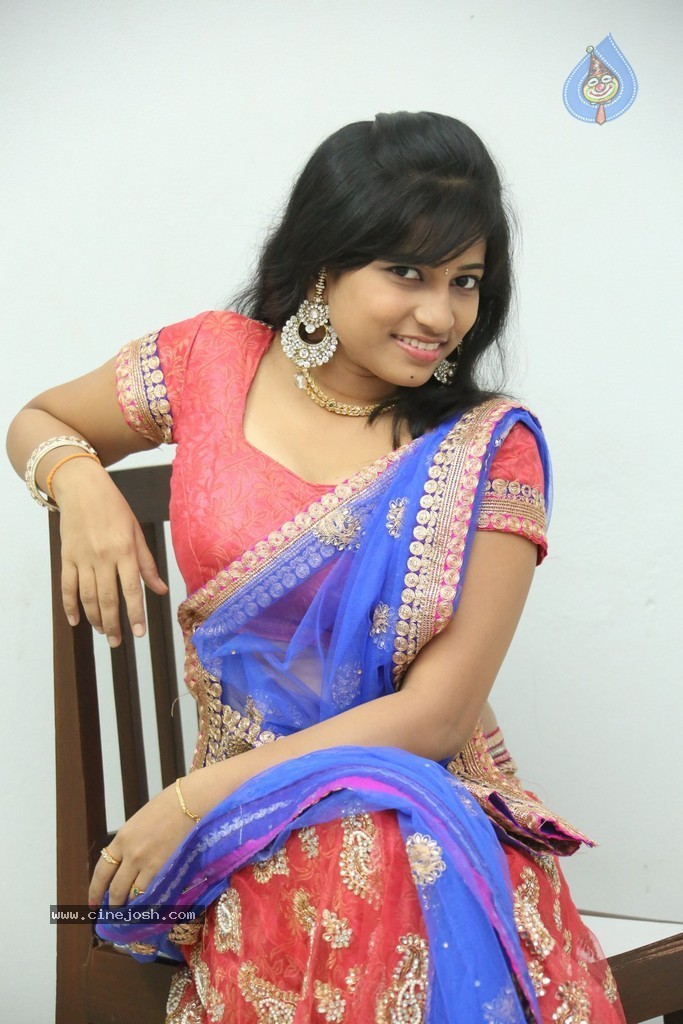 Eeshwa Shetty Stills - 19 / 84 photos