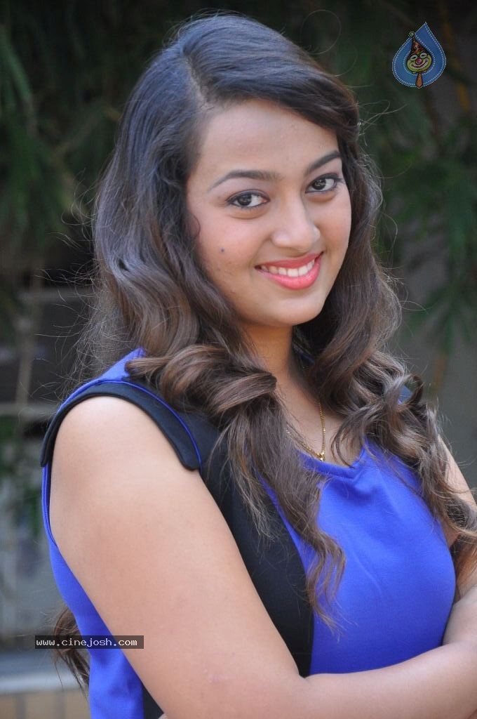 Ester Noronha Latest Gallery - 23 / 113 photos