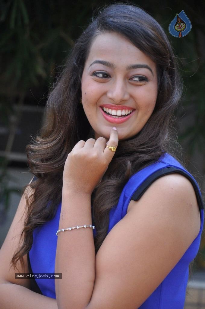 Ester Noronha Latest Gallery - 48 / 113 photos