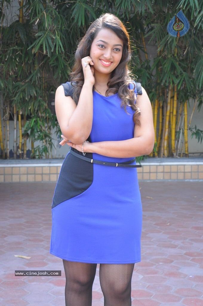 Ester Noronha Latest Gallery - 51 / 113 photos