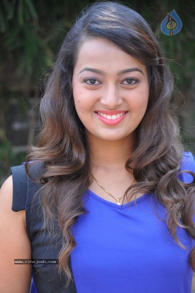 Ester Noronha Latest Gallery - 93 / 113 photos
