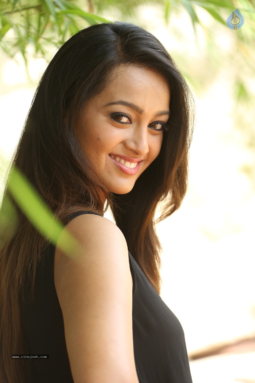 Ester Noronha New Photos - 60 / 149 photos