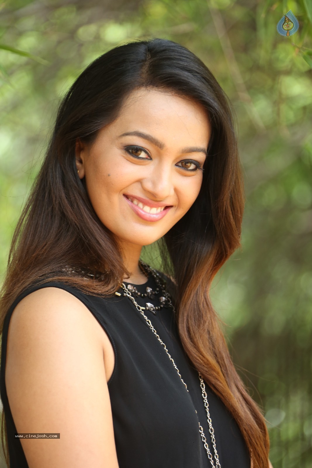 Ester Noronha New Photos - 148 / 149 photos