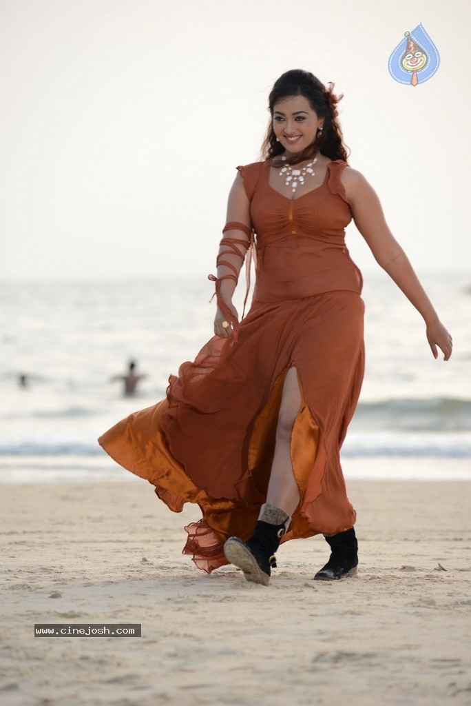 Ester Noronha New Photos - 31 / 58 photos