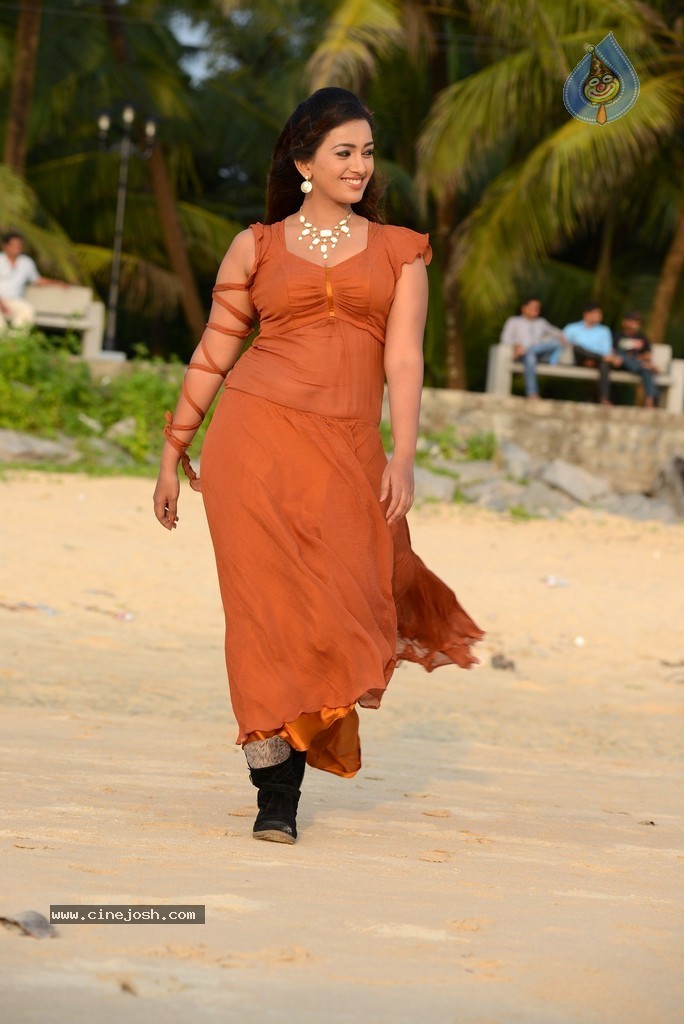 Ester Noronha New Photos - 46 / 58 photos