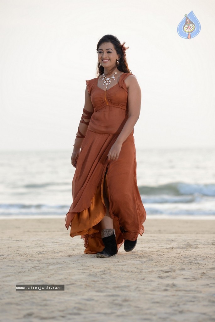 Ester Noronha New Photos - 56 / 58 photos