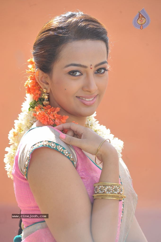 Ester Noronha New Photos - 37 / 41 photos