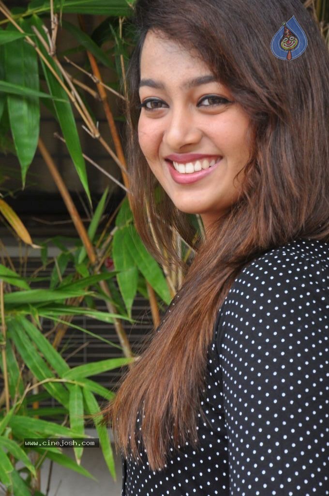 Ester Noronha New Stills - 69 / 79 photos