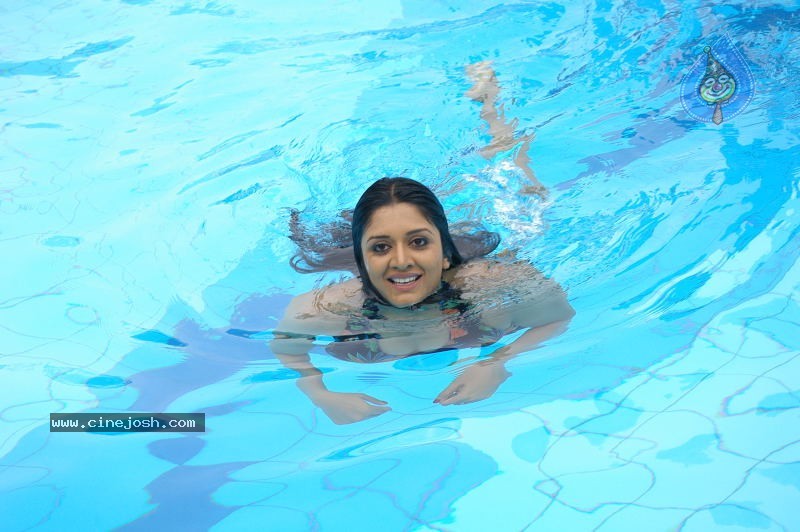Exclusive Spicy Gallery Vimala Raman - 42 / 46 photos
