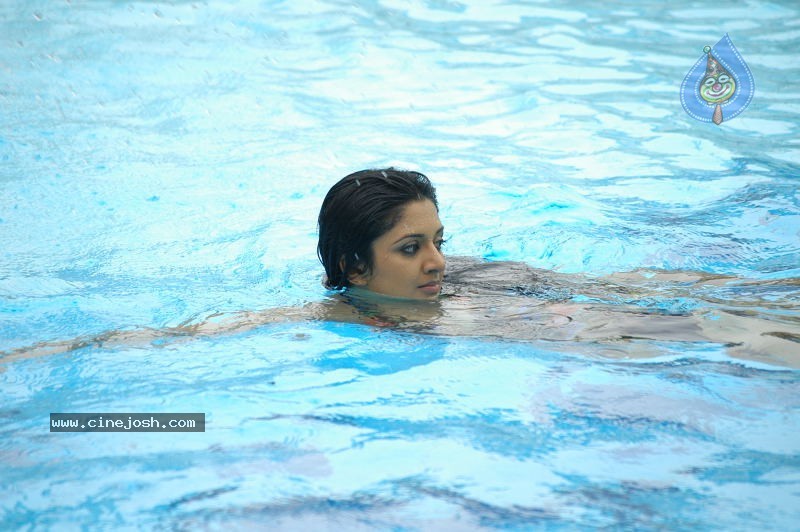 Exclusive Spicy Gallery Vimala Raman - 44 / 46 photos