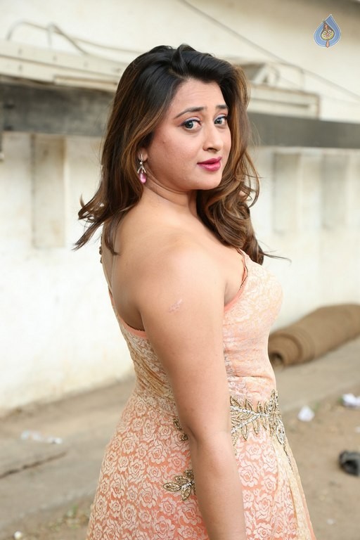 Farah Khan Latest Photos - 11 / 55 photos
